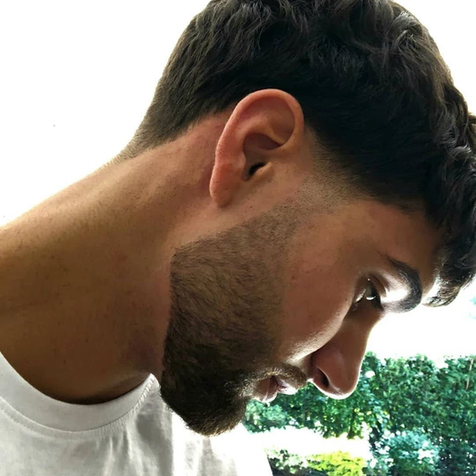 CAUCASIAN HAIRCUT & BEARD SHAPE UP