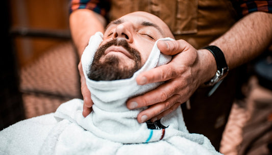 HOT TOWEL ClOSE SHAVE [HEAD]
